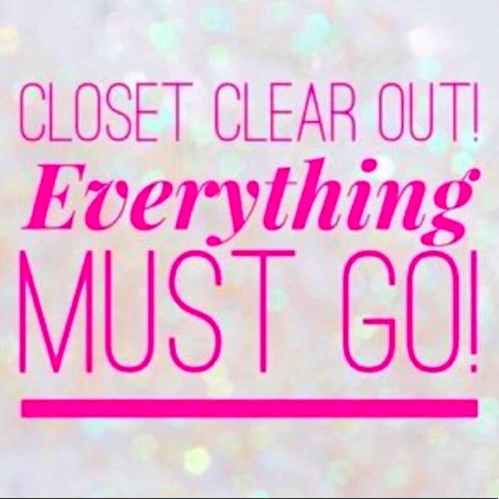 Closet clear out, everything must go. Accepting reasonable offers… Thank you